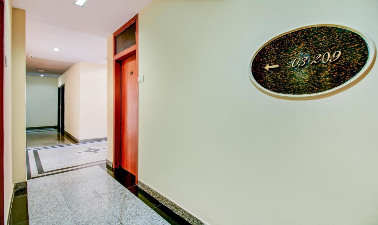 Hotel Kadamb Residency ムンバイ エクステリア 写真